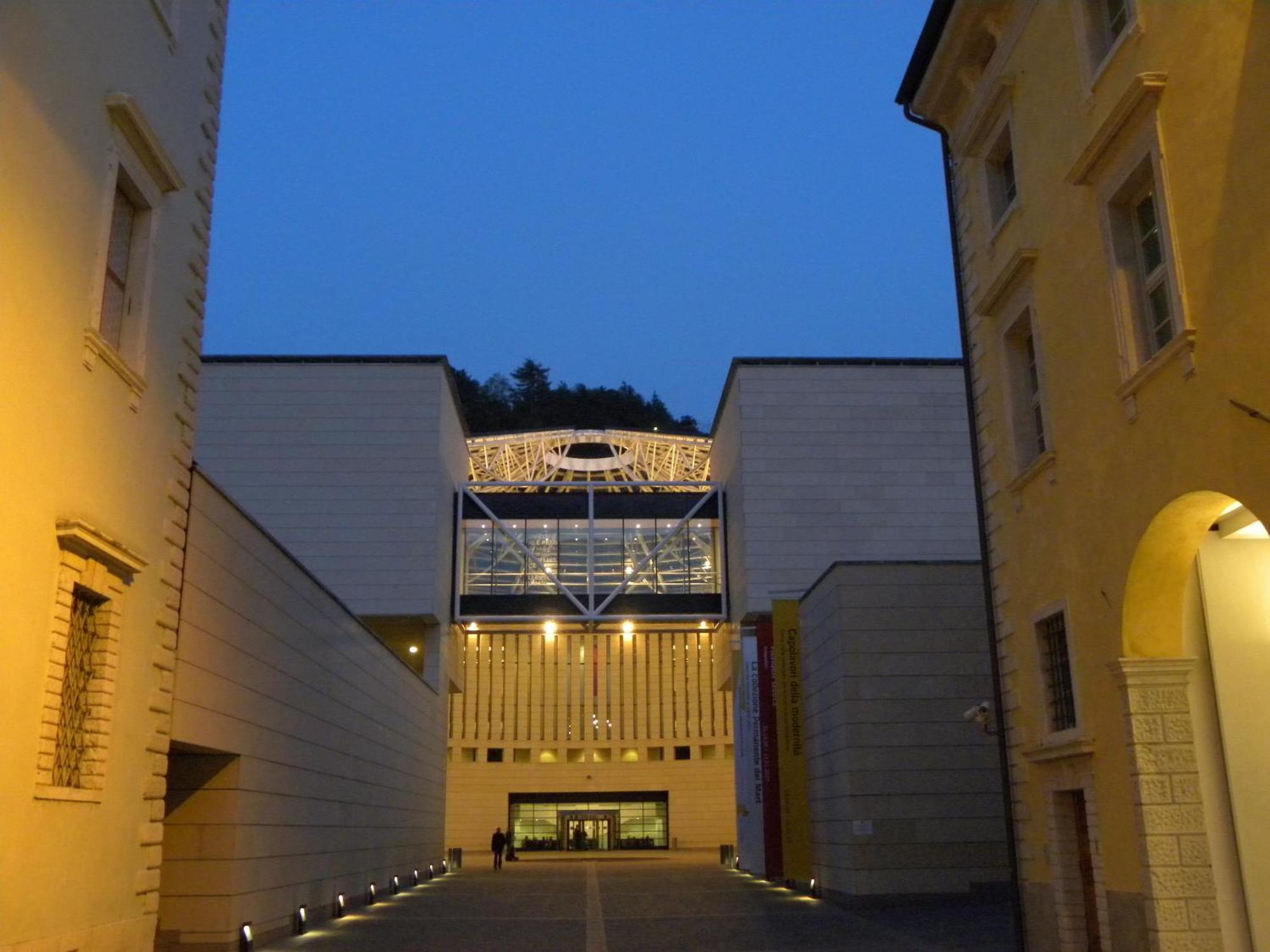 Hotel Sant'Ilario Роверето Екстериор снимка