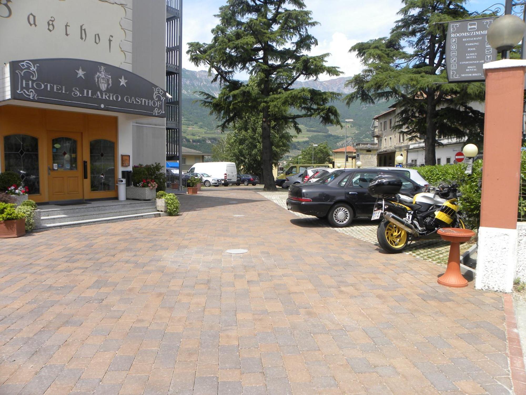 Hotel Sant'Ilario Роверето Екстериор снимка