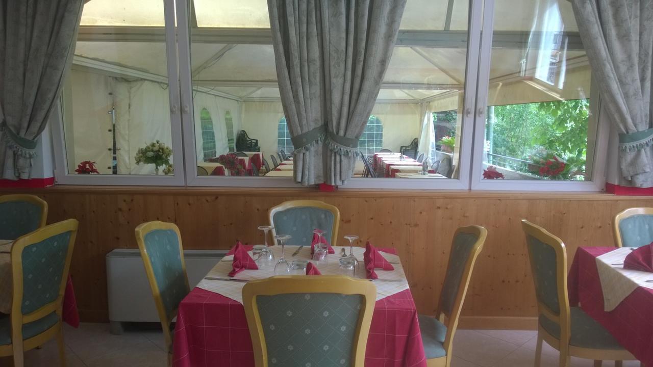 Hotel Sant'Ilario Роверето Екстериор снимка